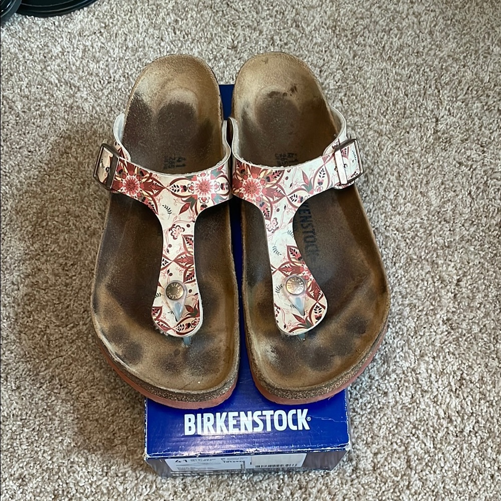 EUC Birkenstock Gizeh in Boho Flowers Earth Red